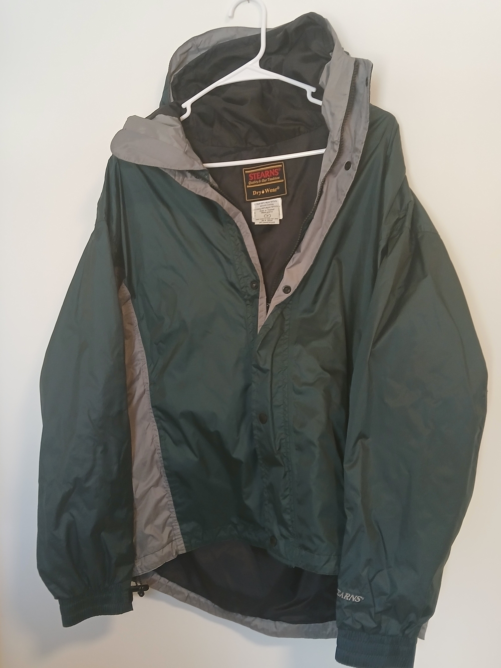 Stearns Men’s Dark Green Hooded Raincoat with Gray Trim